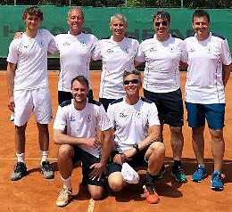TENNIS. Prima importante vittoria per la squadra di serie D1 del TC Tescaro