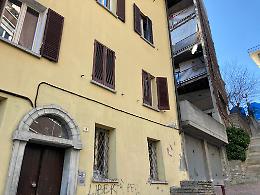 Se gli alloggi del Comune  fanno acqua da tutte le parti. La prepotenza
