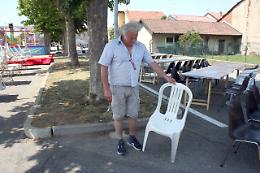 RONDISSONE. Ladri alla festa, rubate un'ottantina di sedie