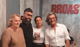 CHIVASSO. Serata vip in Broasteria con Ricciarelli e Alessi