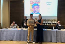 CRESCENTINO. Gennaro Posa vincitore de “La Palma d’oro per le Arti Visive 2022”