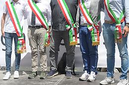 Costi della politica: aumentano le indennità dei sindaci. Giusto o sbagliato?