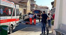 LIVORNO FERRARIS. Tampona un’auto e viene scaraventato fuori: Antonio Rimedio portato con l’elisoccorso al Cto