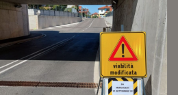 BRANDIZZO. Senso unico in via Torino, parte la sperimentazione