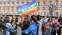 Si scende in piazza a Torino: un minuto di silenzio per le vittime russe e ucraine