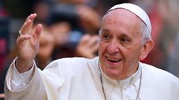 Vendeva falsi cimeli del Papa, usando l'identità della nonna morta