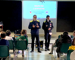 Sicurezza a scuola con i volontari della Protezione Civile