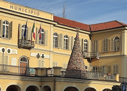 Nel paese dove l'albero di Natale è ricamato all'uncinetto!