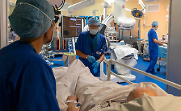 Asl To4 allo sbando. Il direttore sanitario organizza una riunione e scappa... Che si dimetta!