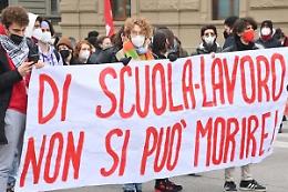 Muore durante l'alternanza scuola-lavoro: nessun risarcimento alla famiglia