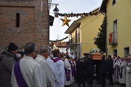 Una marea di fedeli ai funerali di Don Ugo: presenti anche Nosiglia e Repole