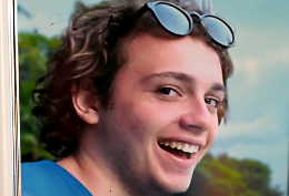 I suoi amici: “Ciao Gabriele, avevi mille sorrisi e mille idee”