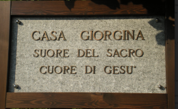 Casa Giorgina, un punto di riferimento per il paese