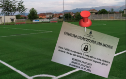 "Chiuso per atti incivili" il campetto da calcio