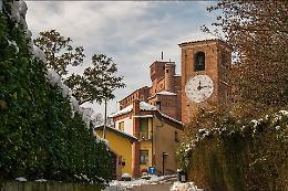Il campanile in città ha un problema, ma i vigili si chiedono: "perché? C'è un campanile?"