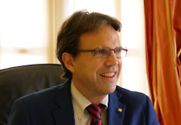 Un assessore regionale "pop"