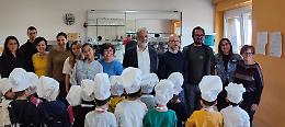 I bambini della Para  cucinano per la festa del papà (IL VIDEO)