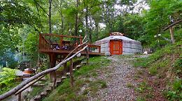 Il Rifugio dell'Anima: un'esperienza tra yoga, yurte e turismo sostenibile in collina (FOTO)