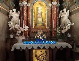 Siccità: "Madonna di Crea, pensaci tu". In tanti alla processione per la pioggia