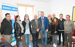 I Moderati inaugurano la loro sede settimese