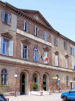 «Installiamo un impianto che tenga lontani i piccioni»
