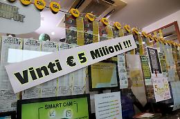 Rapinato dopo la vincita di 5 milioni di euro al "Gratta e Vinci"