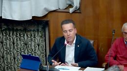 Cittadinanza onoraria ai bambini stranieri: alla prima, non passa in Consiglio comunale