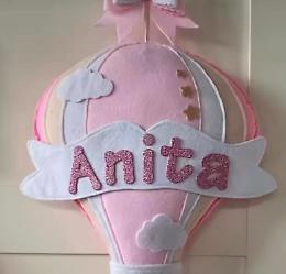 Ladri rubano il fiocco della neonata Anita