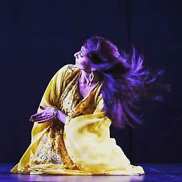 LA DANZA DEL VENTRE