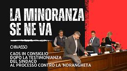 'Ndrangheta, bufera in Consiglio: i consiglieri se ne vanno, il sindaco li applaude! (VIDEO)