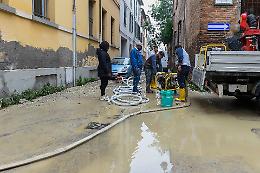 Alluvione in Emilia, calano gli sfollati: diecimila persone tornano a casa