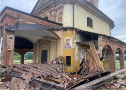 Santuario distrutto da un'auto: Città Metropolitana vuole migliorare la strada
