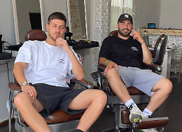 Domenico e Marco: da Strambino a Formentera per tagliare i capelli ai Vip