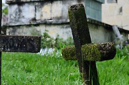 Il cimitero della 'Ndrangheta nella campagna del Canavese