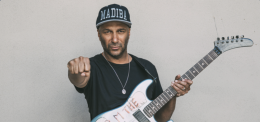 La star della musica Tom Morello sarà cittadino onorario di Pratiglione