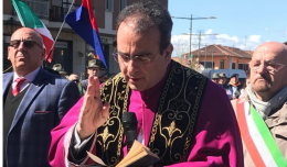 Il sindaco scrive al Vescovo: non porti via il parroco!