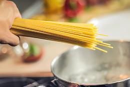 QR CODE DELLA PASTA: Un Viaggio tra le Cucine Regionali per la Cottura Perfetta