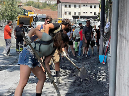 Inferno a Bardonecchia. Il racconto di chi c'era: "Siamo vivi per miracolo"