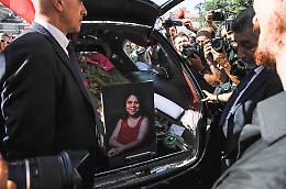 Ivrea ricorda Michela Murgia e si commuove