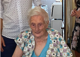 Auguri per  i  99 anni Tota Vica