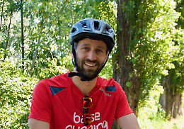 Daniele Valle si fa tutto il Piemonte in bici. E' iniziata la campagna elettorale