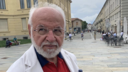 L'assessore contro le associazioni sportive: "Non puliscono le palestre"