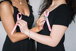 Ottobre tinge piazza Ottinetti di rosa dal 1° al 19 ottobre