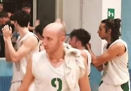 Tripudio biancoverde al PalaBlatta