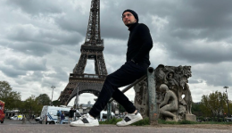 Trionfo per l'artista Carmine Carvelli che esporrà al Carrousel du Louvre