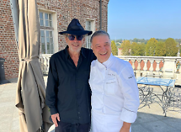 Il regista Tim Burton a pranzo alla Reggia di Venaria