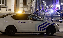 Terrore a Bruxelles, uccisi a colpi di Kalashnikov due svedesi. 'Sono dell'Isis'. Urlavano "Allah akbar"