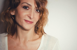 Nessuna eroina questa sera a teatro: in scena "Stupida Show" di Paola Minaccioni