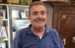 Lascia il lavoro in fabbrica e diventa gioielliere: "Era il sogno di mio papà"
