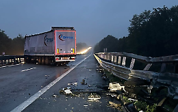 Brutto incidente sull'A5 all'altezza di San Giorgio